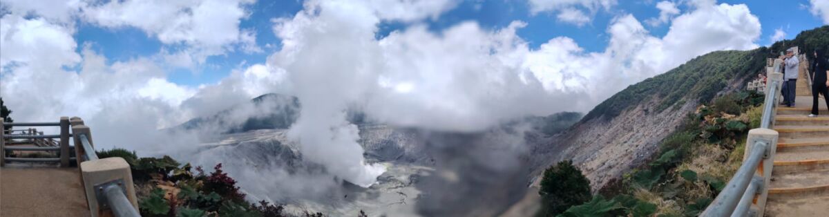 Poás Volcano Tour 🌋 | Private Experience from San José + Breakfast & Strawberries en Valle Central, San José - Tour de Costa Rica